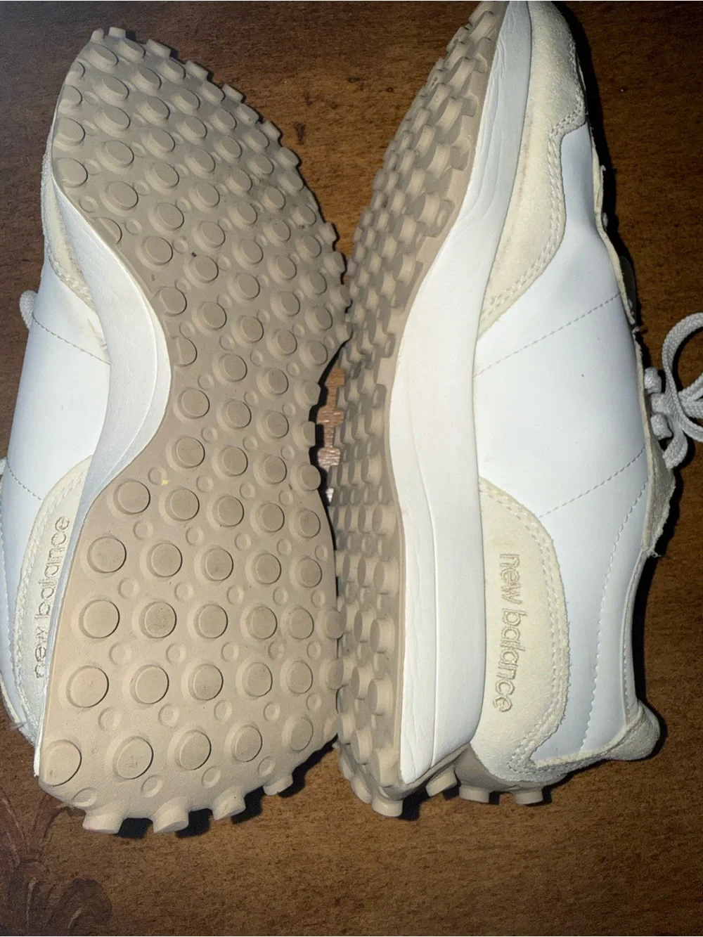 New Balance Women's 327 Sneakers 8